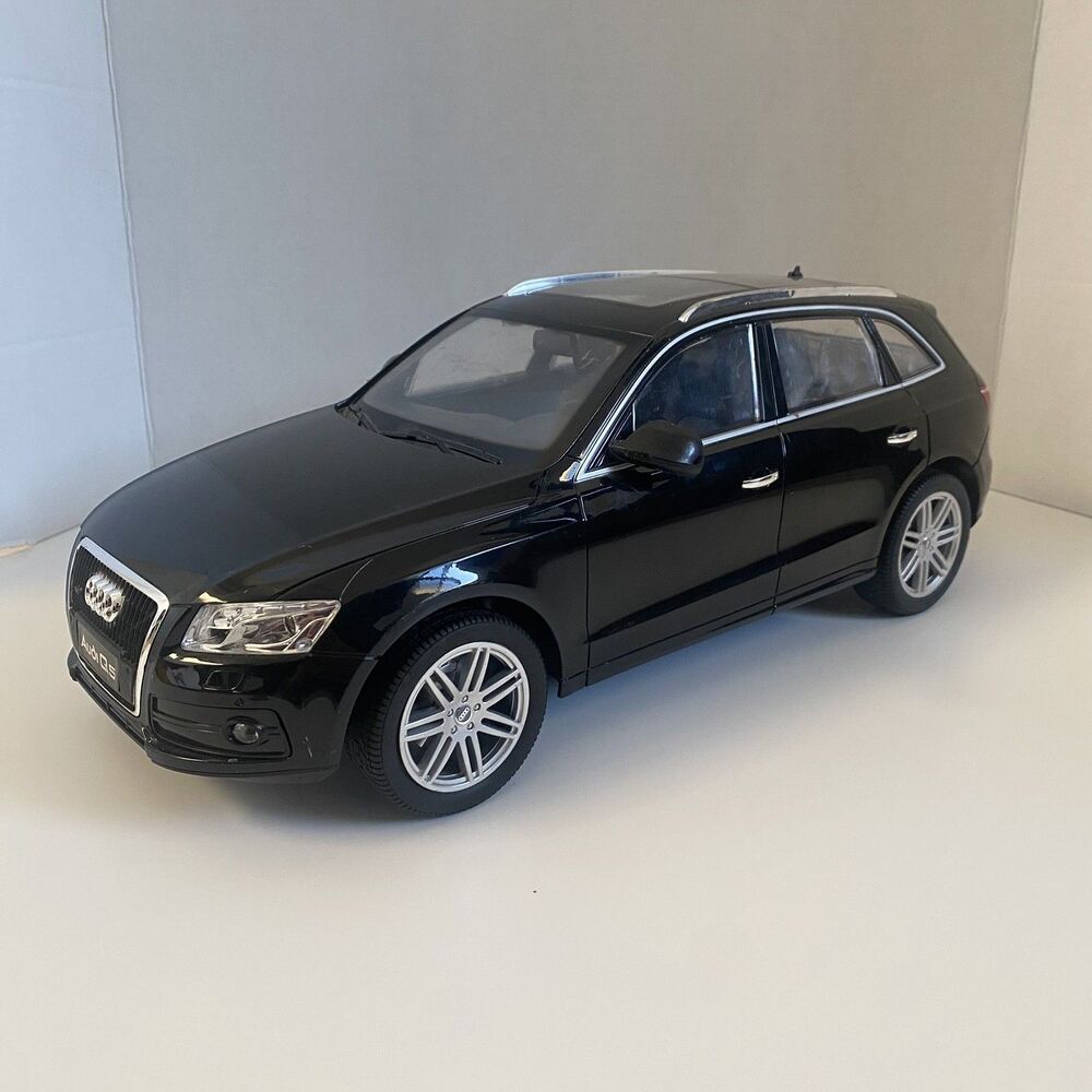 1/18 AUDI Q5 Black / CHECK DECRIPTION BEFORE PURCHASING